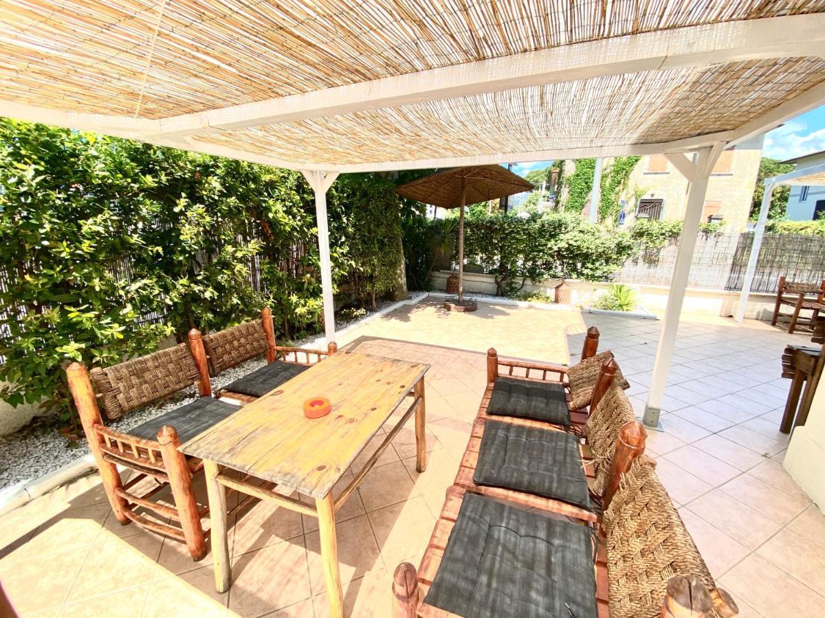 Hotel La Perla Marina di Massa Dış mekan fotoğraf
